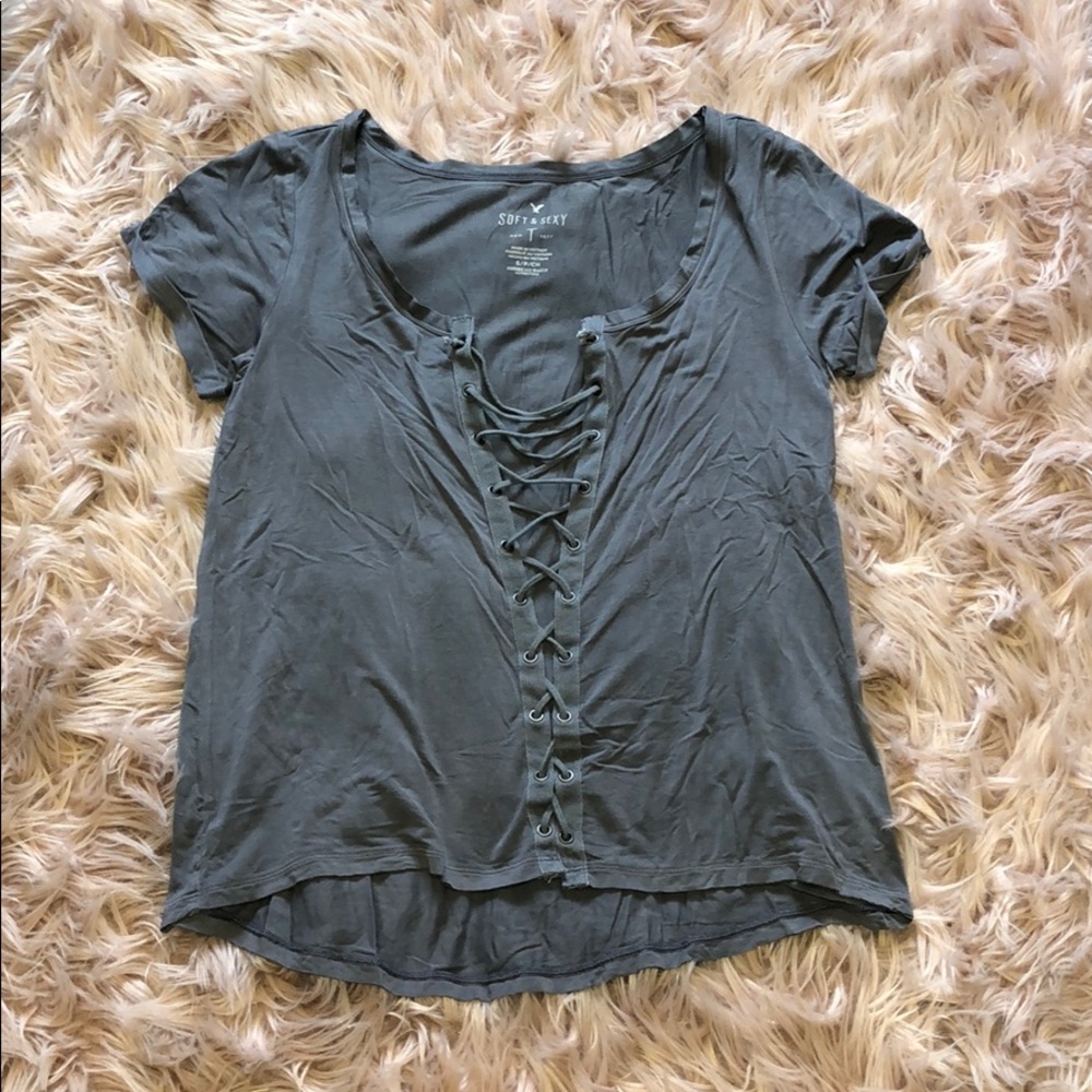 NWT American Eagle Soft & Sexy T-shirt. Size: S